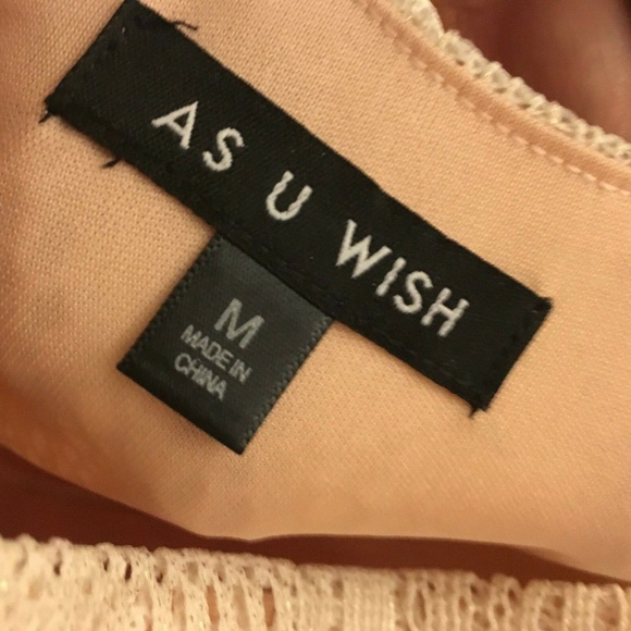 Peach, Lace Party/Homecoming Medium JUNIORS DRESS - Picture 3 of 6